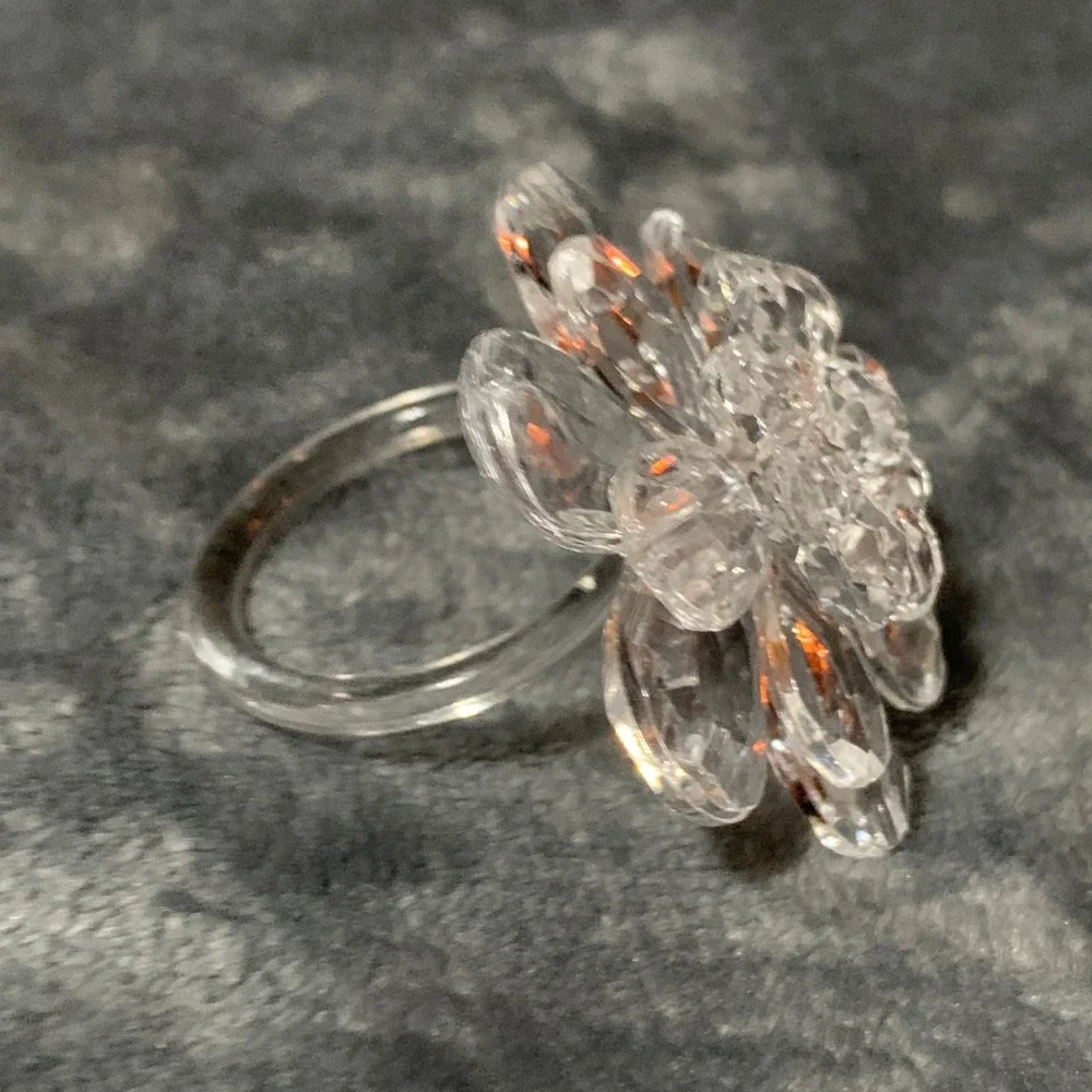 Clear Acrylic Flower Napkin Rings 3D Floral Set of 9 Party Wedding Shower